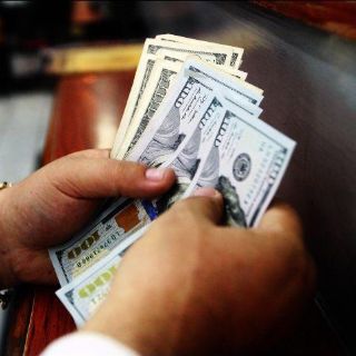 Dólar desciende, se vende hasta en 19.30 pesos