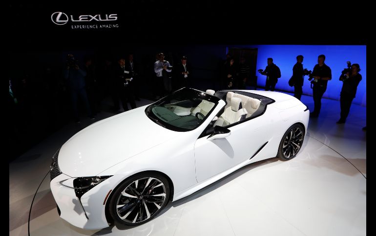 El salón de Detroit abrió sus puertas a la prensa el lunes 14, y recibirá al público entre el 19 y 27 de enero. El Lexus LC Convertible.
