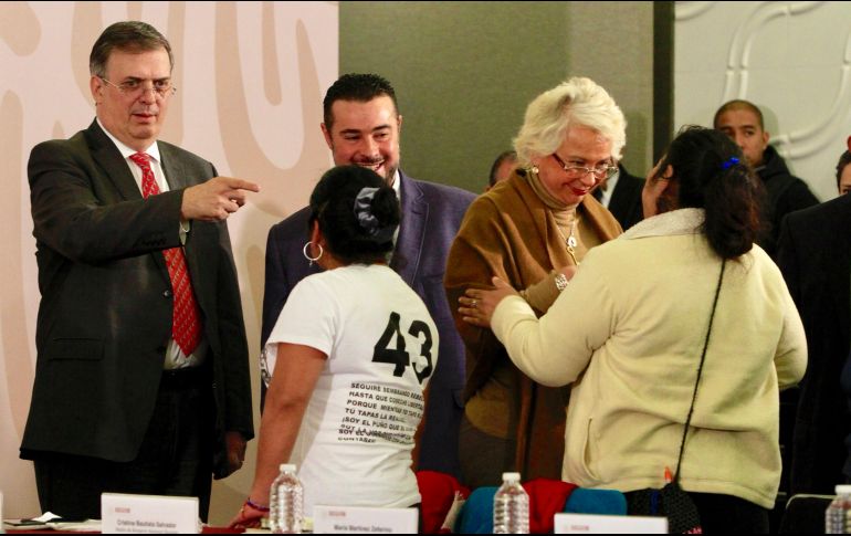 El evento se realiza en la Secretaría de Gobernación y están presentes padres de familia de normalistas, organismos internacionales y sociedad civil. NTX / J. Lira