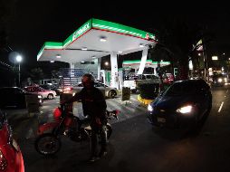 Entre el 4 y el 9 de enero, el flujo en las estaciones de servicio de la ciudad redujo 60 por ciento. NOTIMEX/G. Durán