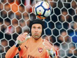 Petr Cech decide retirarse después de dos décadas de carrera. AP