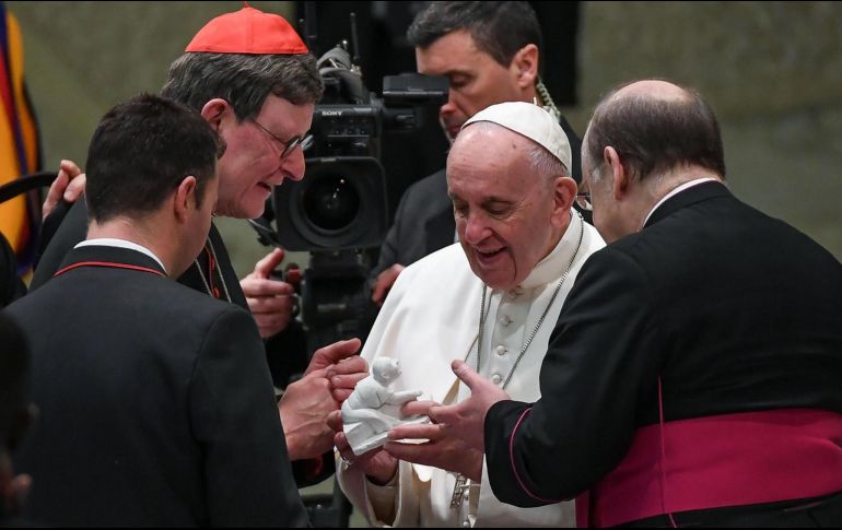 El sínodo sobre prevención de abusos sexuales se realizará del 21 al 24 de febrero; Francisco designó al ex vocero del Vaticano, reverendo Federico Lombardi, moderador de las sesiones plenarias. EFE / A. Di Meo