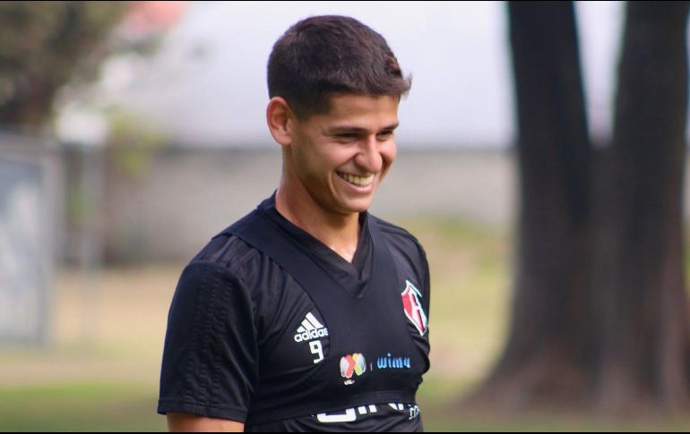 Una de las novedades sería la incorporación del delantero uruguayo Facundo Barceló, que fue presentado el martes. TWITTER / @atlasfc