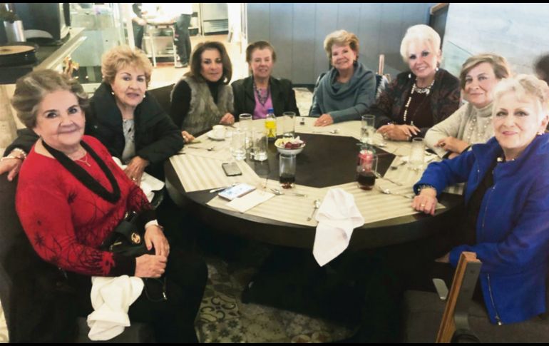 Grupo de amigas en San Luis Potosí.