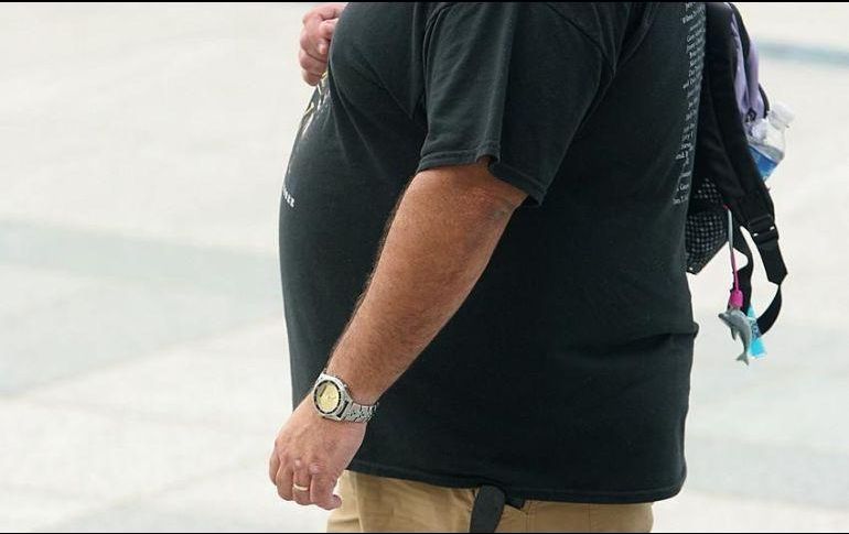 A pesar de que se sabe que las personas con bajo peso están en riesgo de fracturas, este nuevo análisis sugiere que la obesidad también pone en riesgo a las personas. AFP / ARCHIVO