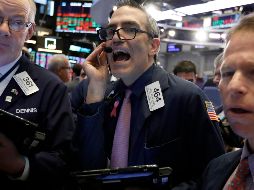 El índice compuesto Nasdaq avanzó un 0.71% o 49.77 puntos, hasta los 7,084.46. AP / ARCHIVO