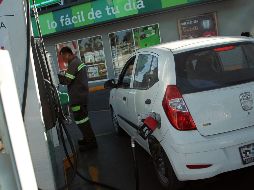 Varias personas señalaron presuntas irregularidades en la gasolinera ubicada en el cruce de avenida Javier Mina y Ramón López Velarde. EL INFORMADOR/ ARCHIVO