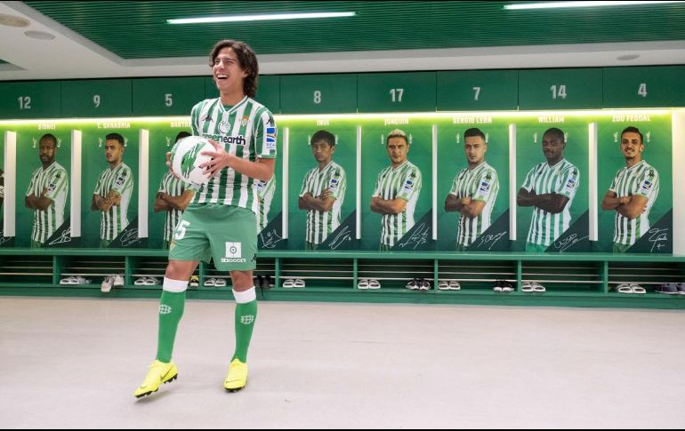 Lainez salió a la banca hoy ante la Real Sociedad, pero no tuvo minutos. TWITTER/@RealBetis