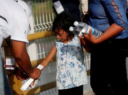 Más de 500 migrantes centroamericanos cruzaron la frontera de Guatemala a México. EFE/E. Biba