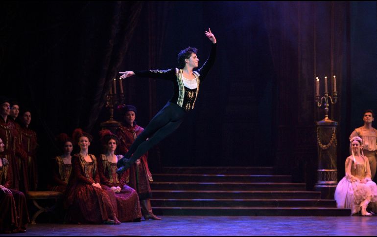 Las entradas para las cuatro funciones que Isaac Hernández y su compañía presentaron en el Coliseo de Londres fueron vendidas en su totalidad. NOTIMEX