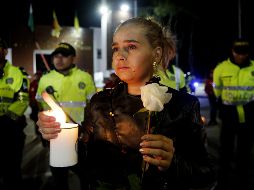 La mañana de ayer jueves un atentado en la Escuela de Cadetes de la Policía General Francisco de Paula Santander dejó al menos 21 muertos y 68 heridos. EFE / L. Muñoz
