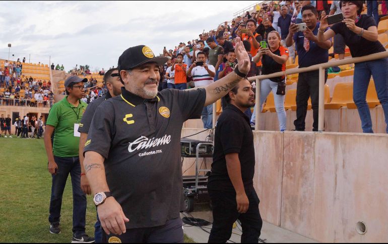 Para el programa ''Intrusos'', el ex futbolista fue cuestionado sobre su salud y sobre su regreso a México, a lo que respondió: 