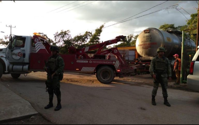 Moody's considera que, si Pemex aborda con éxito el combate al robo de combustible, el gobierno corporativo de la compañía también se beneficiaría. EFE/SEDENA