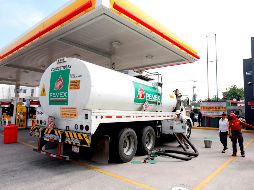 Hace tres días, el líder gasolinero, Carlos Elizondo confirmó para este medio la apertura del poliducto Salamanca-Guadalajara. AFP / U. Ruiz
