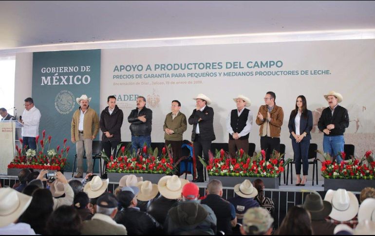 Lomelí indicó que a consecuencia de la explosión de una toma clandestina en el municipio de Tlahuelilpan, el Presidente se vio en la necesidad de cancelar su visita al Estado. TWITTER / @DrCarlosLomeli