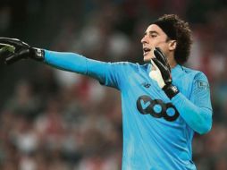 El mexicano ha recibido 23 goles en 22 partidos.  @StandardLiegeES