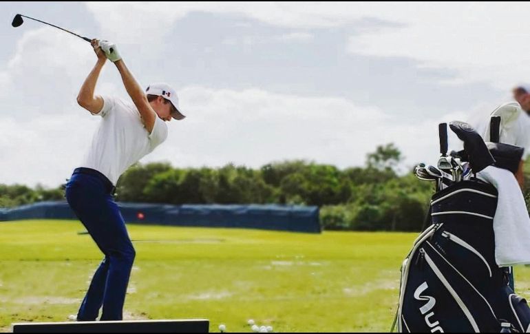 Aunque no tuvo un desempeño similar al del viernes, Carlos Ortiz tuvo una buena actuación ayer en California y se ubica a tres golpes de estar entre los mejores cinco. @CARLOSORTIZGOLF