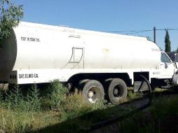 A un costado se encontraba una pipa con capacidad de 12 mil litros, la cual se desconoce si contenía combustible. NTX / ARCHIVO