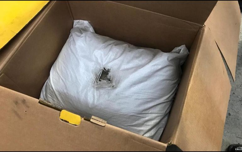 Tras asegurar los paquetes se dio aviso al Ministerio Público Federal, que abrió una carpeta de investigación contra quien o quienes resulten responsables por los delitos de tráfico de drogas. ESPECIAL/