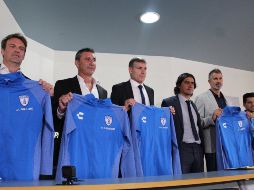 En el cuerpo técnico del ex futbolista destaca la presencia de Roberto Abbondanzzieri, ex portero de Boca Juniors. TWITTER / @Tuzos