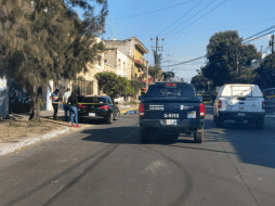En Guadalajara un hombre fue asesinado a balazos sobre la calle Gigantes, entre Calzada del Ejército y Aquiles Serdán. ESPECIAL