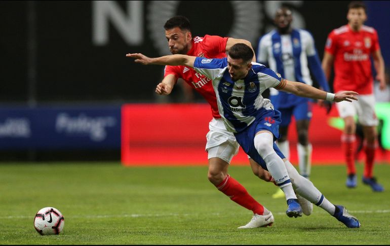 Héctor Herrera fue titular y capitán del Porto y completó los 90 minutos del encuentro. EFE/J. Coehlo