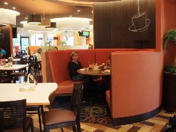 Alsea se expande en Europa y pronto ofrecerá el servicio de entrega a domicilio, el cual funcionará en todos los restaurantes que maneja.  EL INFORMADOR/Archivo