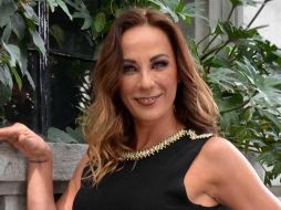 Consuelo Duval se encuentra como conductora en “Bar Central”, de Comedy Central, el cual durante 20 programas tendrá a invitados que charlarán contando experiencias que harán reír a la audiencia. FACEBOOK / Consuelo Duval