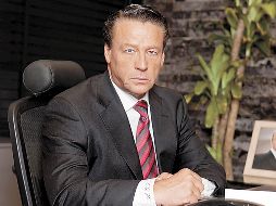 Adame asistió como invitado a un programa, pero cuando lo cuestionaron sobre sus hijos, con los cuales tiene un distanciamiento, se molestó y exigió una disculpa. SUN / ARCHIVO