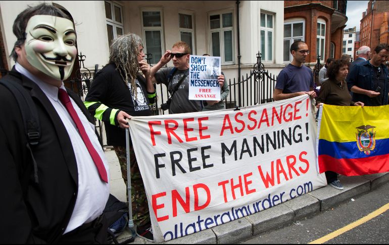 El pasado 17 de enero, WikiLeaks informó de que el Departamento de Justicia de EU interrogaría a seis miembros del personal de la legación ecuatoriana en Londres. AP/ ARCHIVO