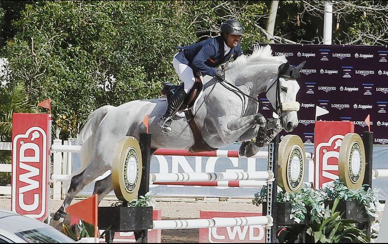 Nicolás Pizarro realiza su recorrido a lomos de “Bárbaro”. EL INFORMADOR / A. Camacho