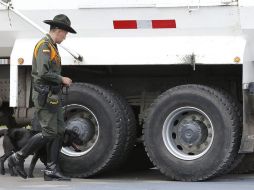Los explosivos y el arma iban a ser comercializados por la guerrilla del Ejército de Liberación Nacional (ELN), aunque 