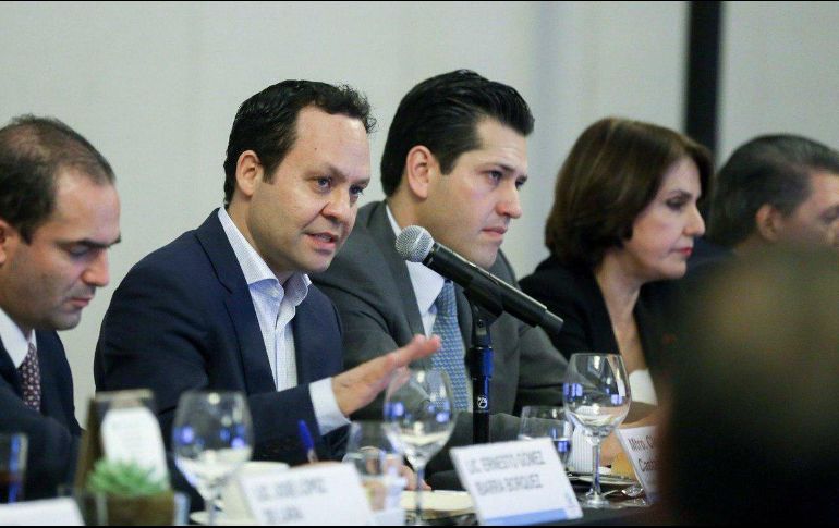 Castañeda lamentó que la estrategia de López Obrador sea la de atacar y recurrir a descalificaciones. TWITTER / @ClementeCH