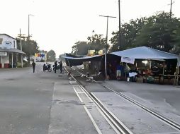 El bloqueo de las vías del tren en Michoacán, por parte de la CNTE representa 20% de todas las afectaciones económicas que tiene el sector privado del país. QUADRATIN