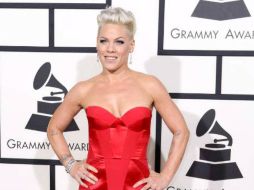 Pink se encuentra de gira por su Beautiful Trauma Tour en el que datos de Billboard ha reportado más de 100 millones de ventas en boletos. FACEBOOK / Pink
