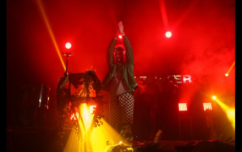 Sofi Tukker y su fiesta en escena