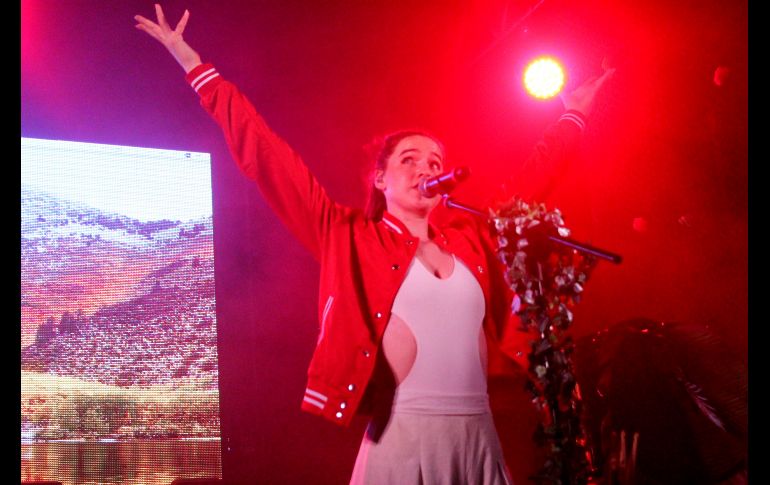 Sofi Tukker y su fiesta en escena