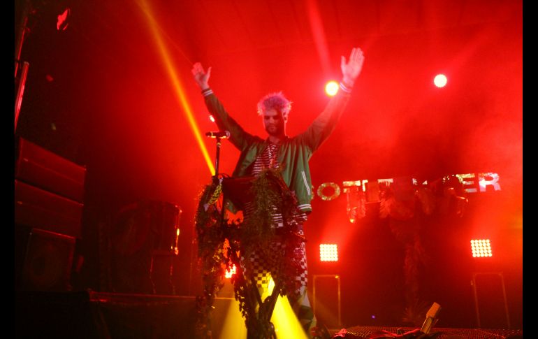 Sofi Tukker y su fiesta en escena