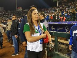 Guevara lanzó la primera bola del cuarto juego de la serie final entre Charros de Jalisco y Yaquis de Obregón. EL INFORMADOR / D. Reos