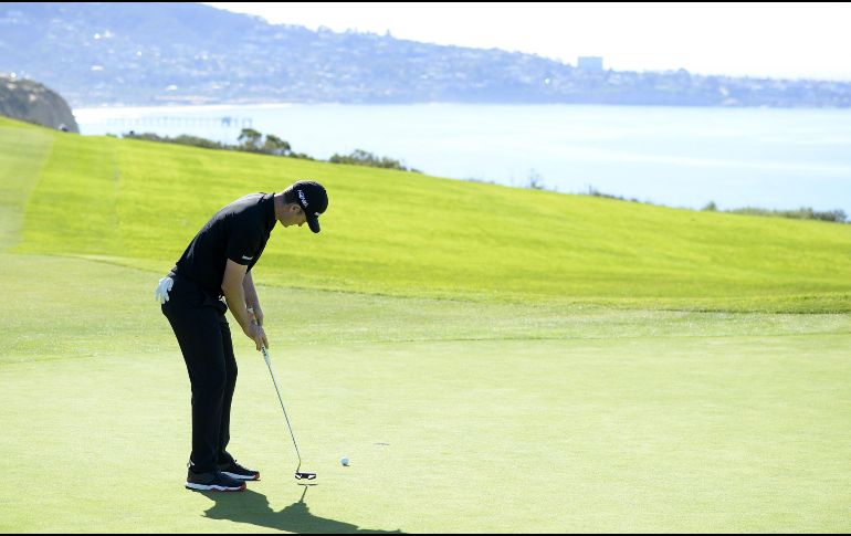 Justin Rose encabeza la clasificación en Torrey Pines, en San Diego. AFP/R. Laberge