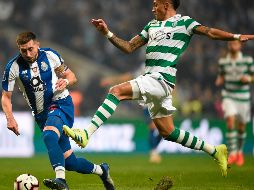 Héctor Herrea, capitán del Porto, disputó los 90 minutos del partido. AFP/M. Riopa