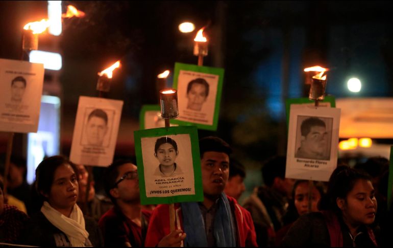 El contingente salió del Ángel de la Independencia, ubicado en avenida Paseo de la Reforma, con dirección al Hemiciclo a Juárez. SUN/ARCHIVO