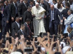 El próximo mes El Pontífice recibirá a los Obispos para tratar la problemática de pederastia. EL ARCHIVO / AFP