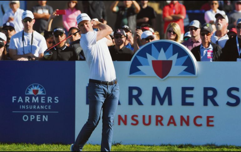 Justin Rose tiene una ventaja de tres golpes sobre Adam Scott, de cara a la última ronda del Farmers Insurance Open. AFP / D. Miralle