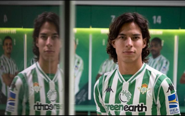 Incluso los rivales del Betis destacaron la actuación del mexicano. TWITTER/@RealBetis