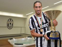 El sudamericano de 31 años regresa al conjunto, con el que ya había ganado cinco títulos de Liga, cedido por la Lazio hasta el final de la presente temporada. ESPECIAL / juventus.com