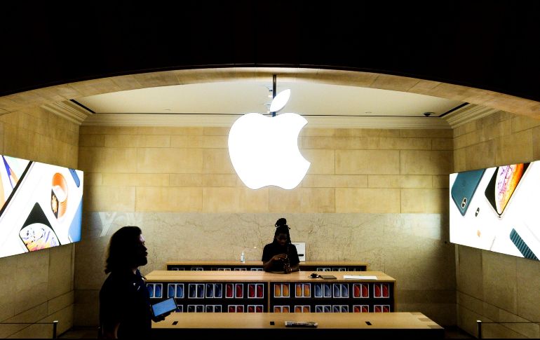 Vista de la tienda Apple en la Grand Central Terminal este martes en Nueva York, Estados Unidos. EFE/J. Lane
