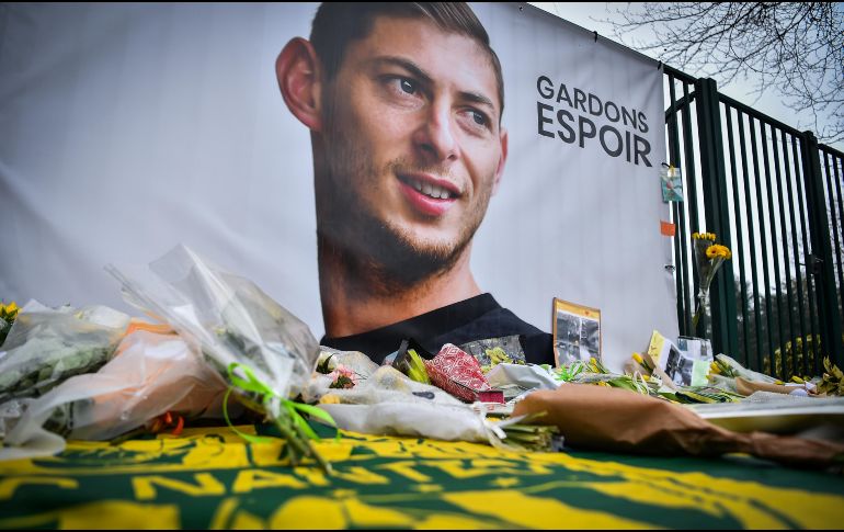 En Francia se realizaron varios homenajes a Emiliano Sala tras el anuncio de su muerte. AFP/ARCHIVO