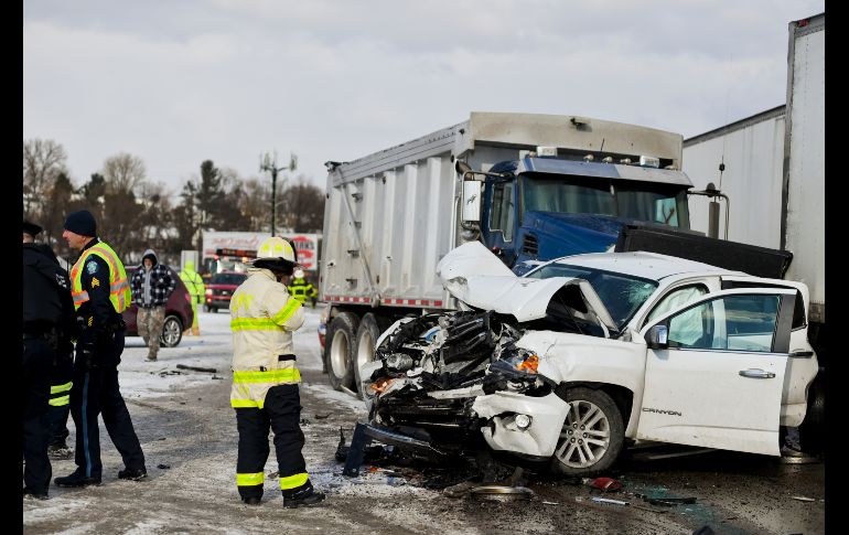 Una carambola se registró en Wyomissing, Pensilvania, luego de que una borrasca de nieve afectó la visibilidad.