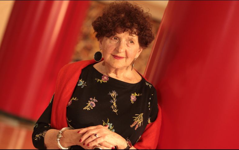 Glantz recibió la presea “Sor Juana” en la Feria Internacional del Libro de Guadalajara. EL INFORMADOR / ARCHIVO